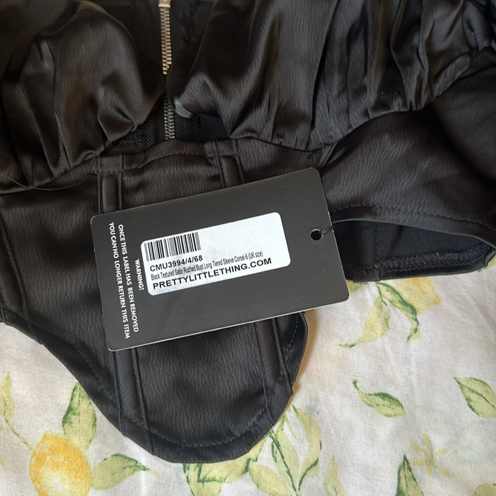Never worn! - Picture 3 of 3